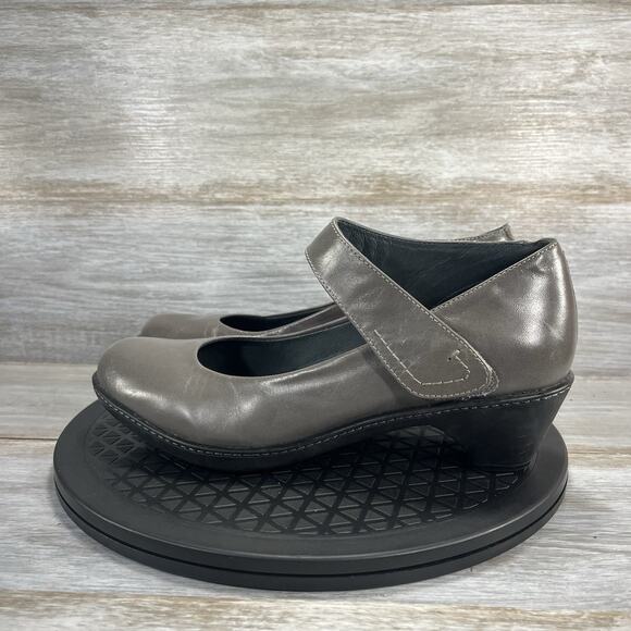 Dansko Women’s Bess Kidskin Grey Leather Mary Jane Loafers Size EU 39 US 8.5 - Picture 1 of 9
